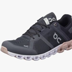 On Cloudflow Sneaker